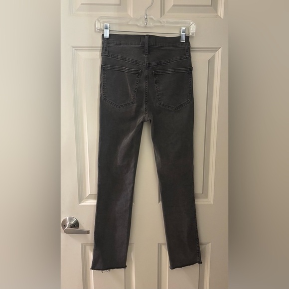 Madewell Stovepipe Straight Stretchy Jeans in Washed Black, Size 23 - Picture 5 of 10
